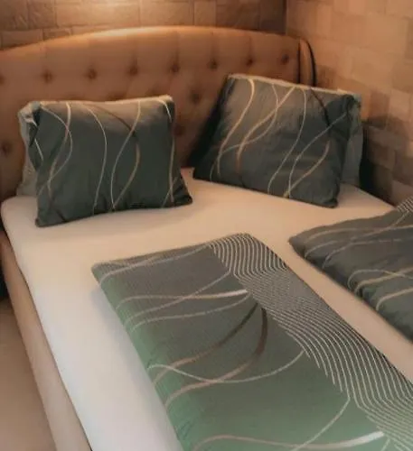 Lala Δωμάτια σε οικογενειακή κατοικία *